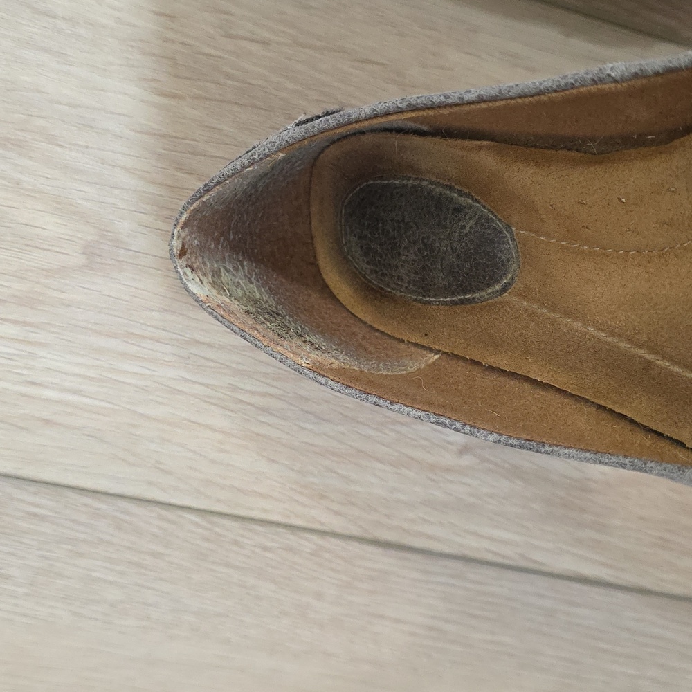 Gray Women's Flats Shoes - Picture 10 of 11